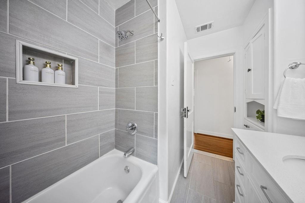 Greenville Crest 03 - Residential