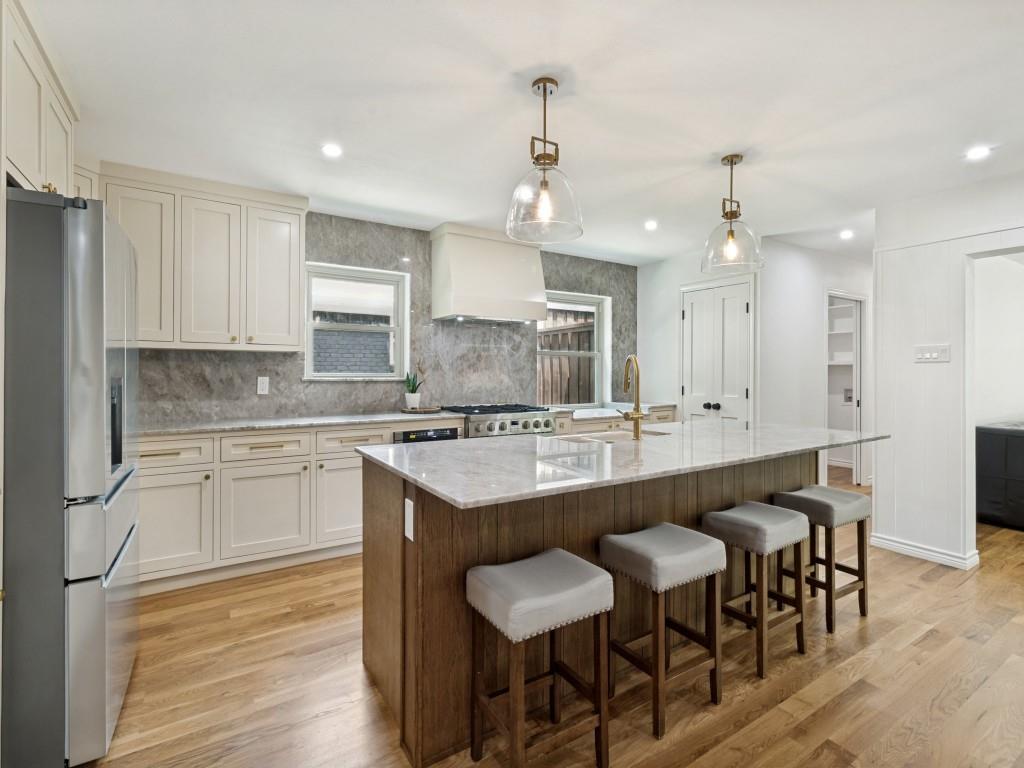 Merriman Manor - Residential