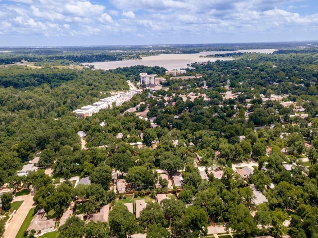 Merriman Manor - Residential
