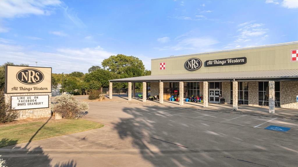 Fun-N-Sun Add - Commercial Sale