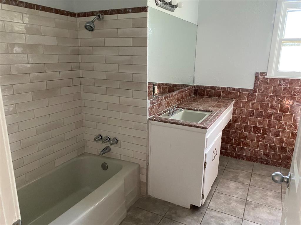 Highland Lake Add - Residential Lease