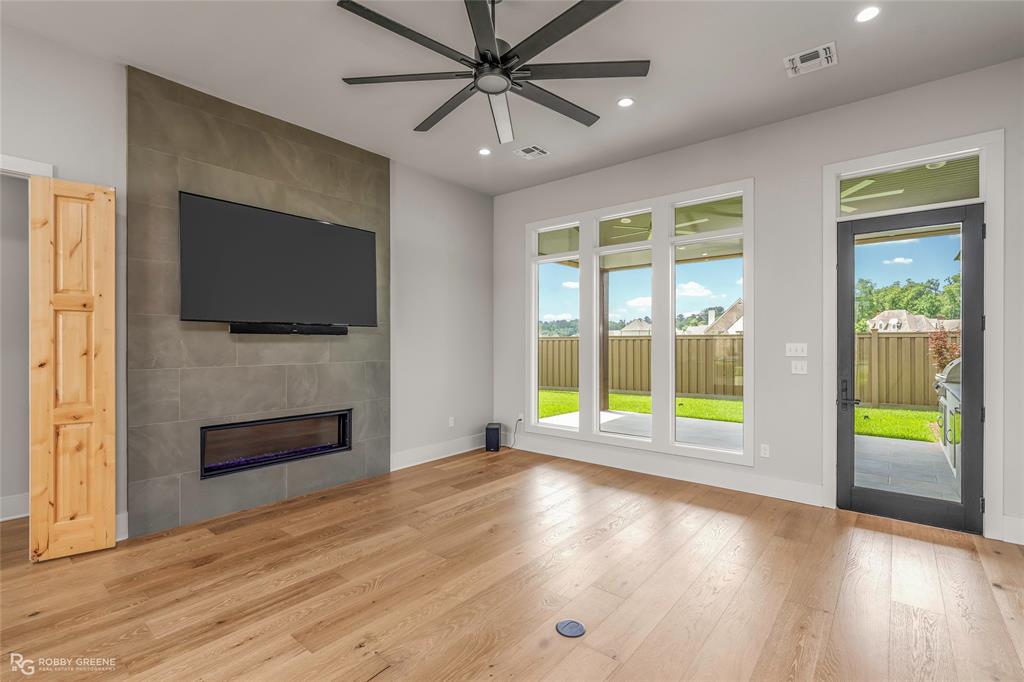 Esplanade - Residential