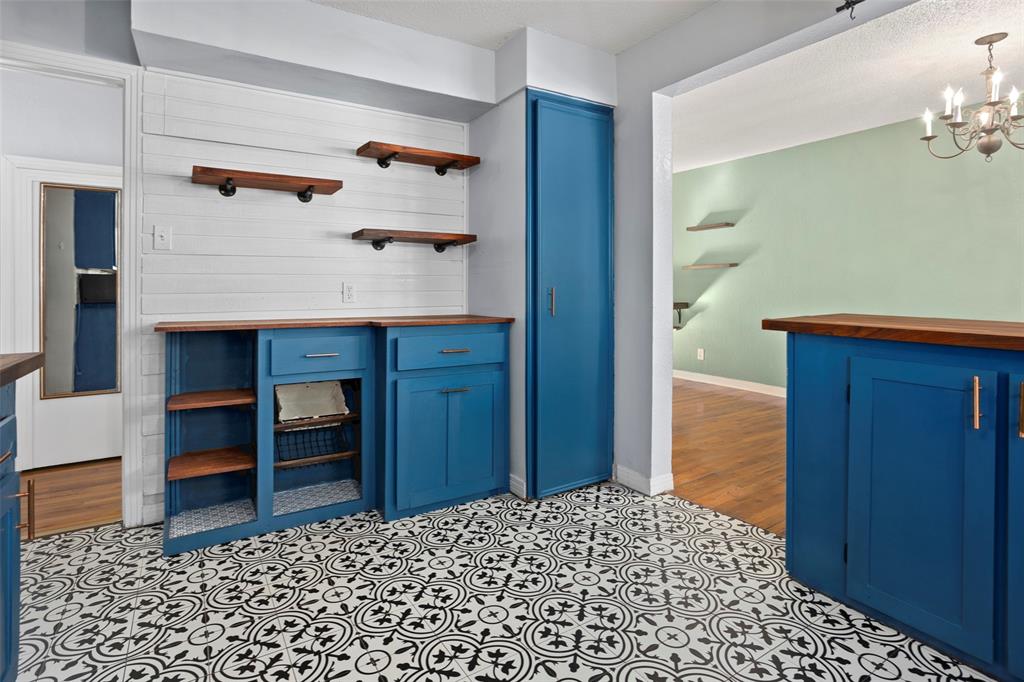 Couts - Residential