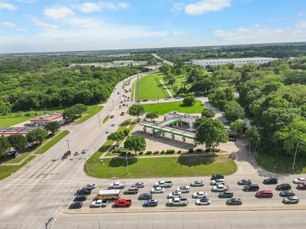 Exxon Centerville - Commercial Sale