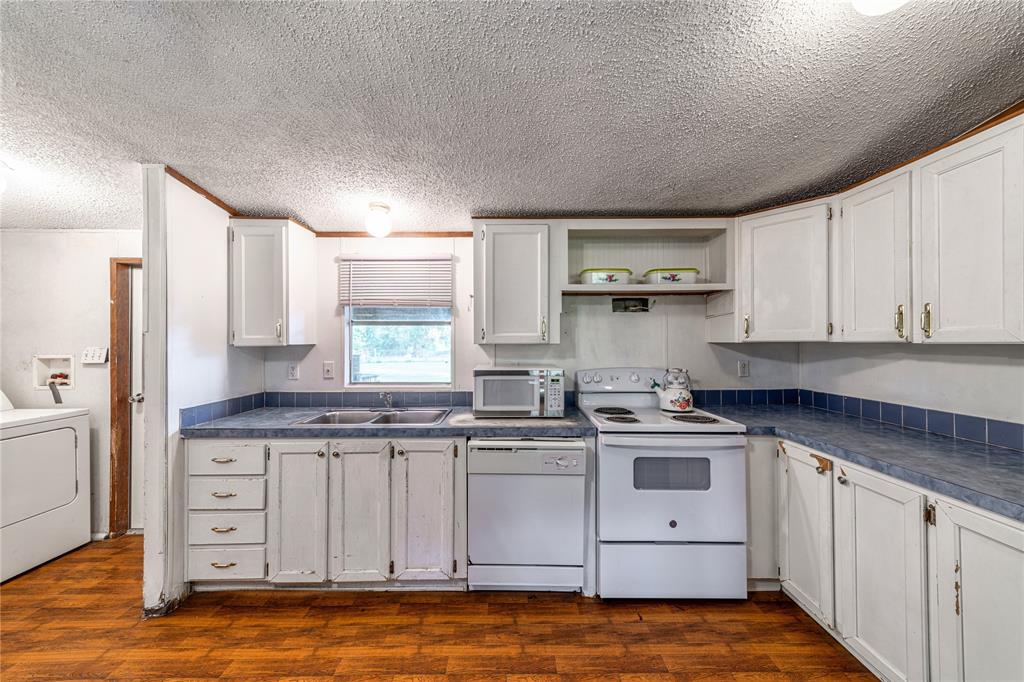 One Forty Place & Rev - Residential