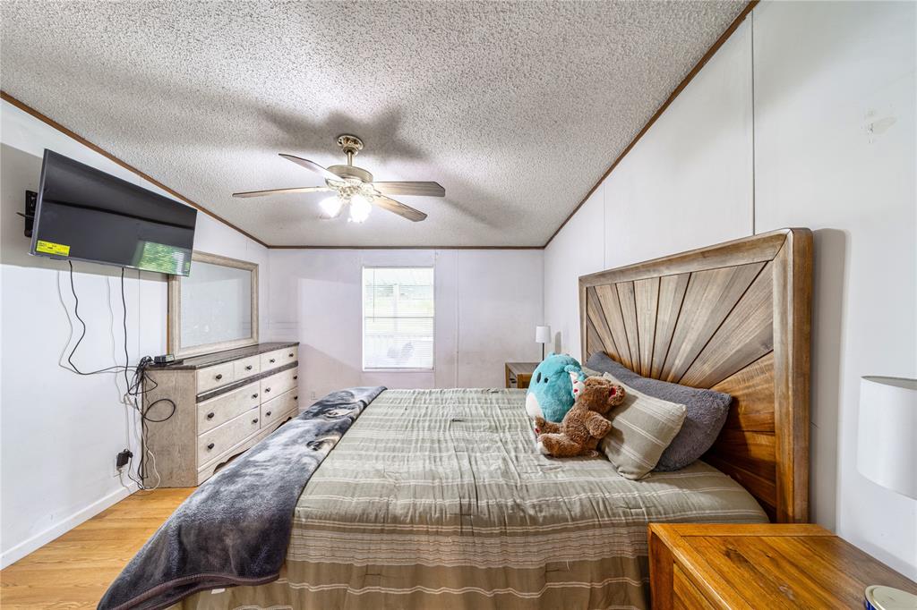 One Forty Place & Rev - Residential