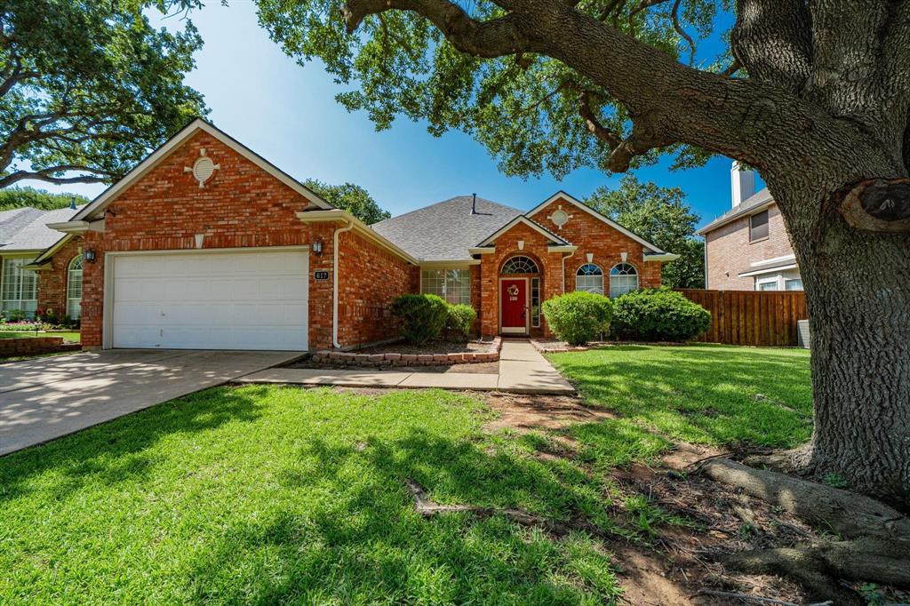 This is the one!!! Very well maintained 4 bedrooms (one can be used as an office) and 2 bathrooms. 2 living areas along with a formal dining room and eat in kitchen. Large kitchen with lots of cabinets and counter tops. This home really does check all the boxes. Plenty of room inside and a large back yard with a beautiful pool. Ready for all to come join you for a cookout and pool day. 617 Tealwood Ln is conveniently located to most everything DFW has to offer. Come see this home and make it yours in time for the summer.