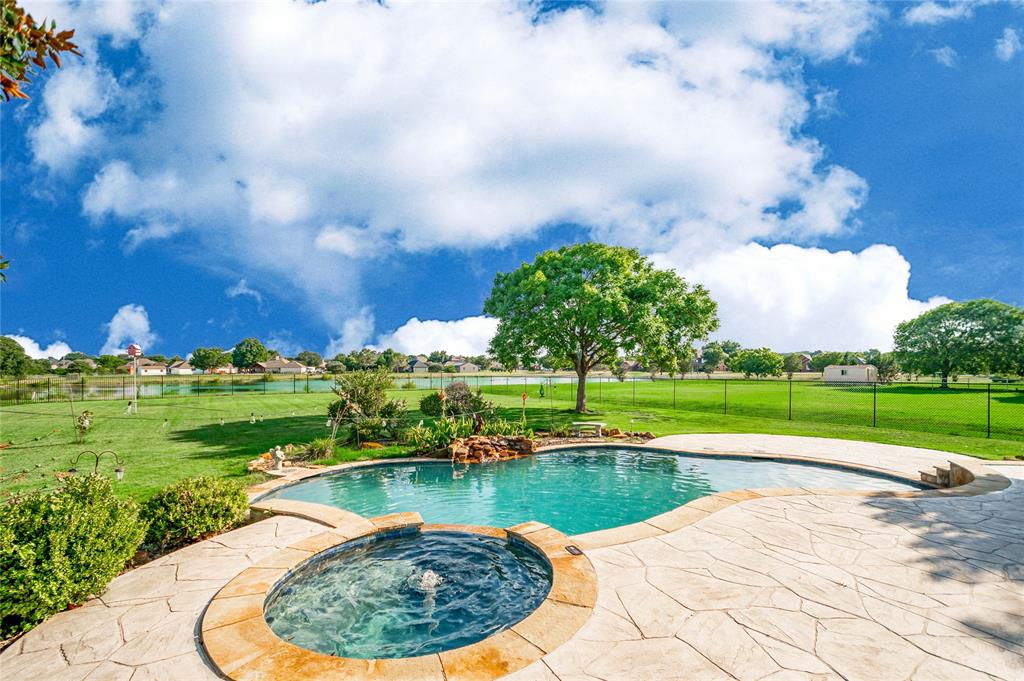 The Lakes Of Shady Shores - Residential