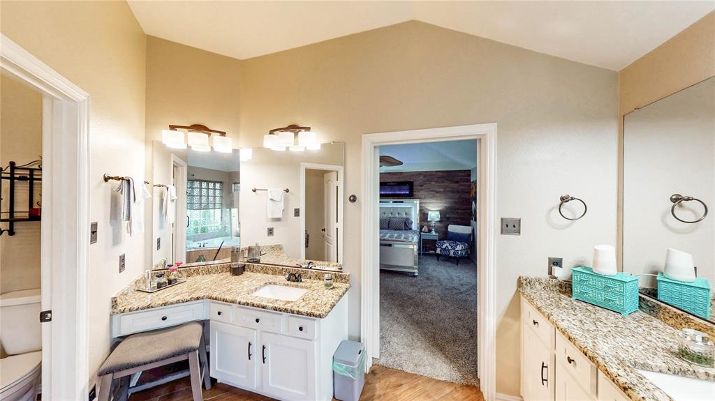 The Lakes Of Shady Shores - Residential