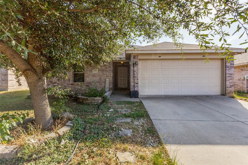 Welcome to this inviting home featuring a bright, open concept layout designed for comfortable everyday living and easy entertaining. The spacious living area flows seamlessly into the kitchen and dining space, creating a functional floor plan with plenty of natural light throughout. Step outside to a generously sized backyard with endless possibilities for relaxing, entertaining, or adding your personal touch. Conveniently located near major highways, shopping, dining, and schools, this home offers both comfort and convenience. A great opportunity for homeowners and investors alike!
