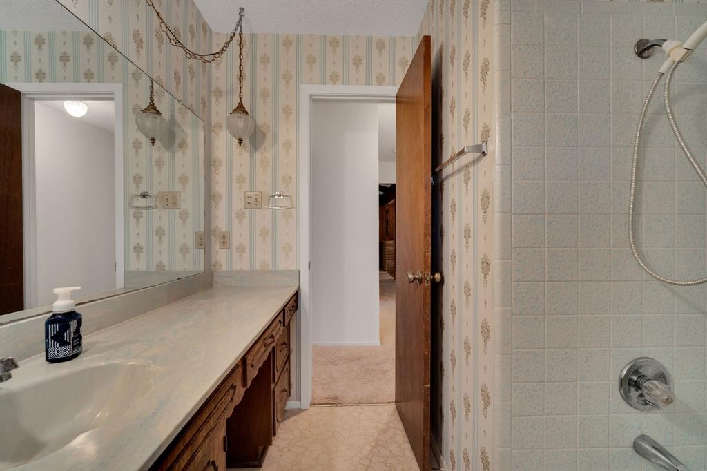 Country Club Estate Hillsboro - Residential