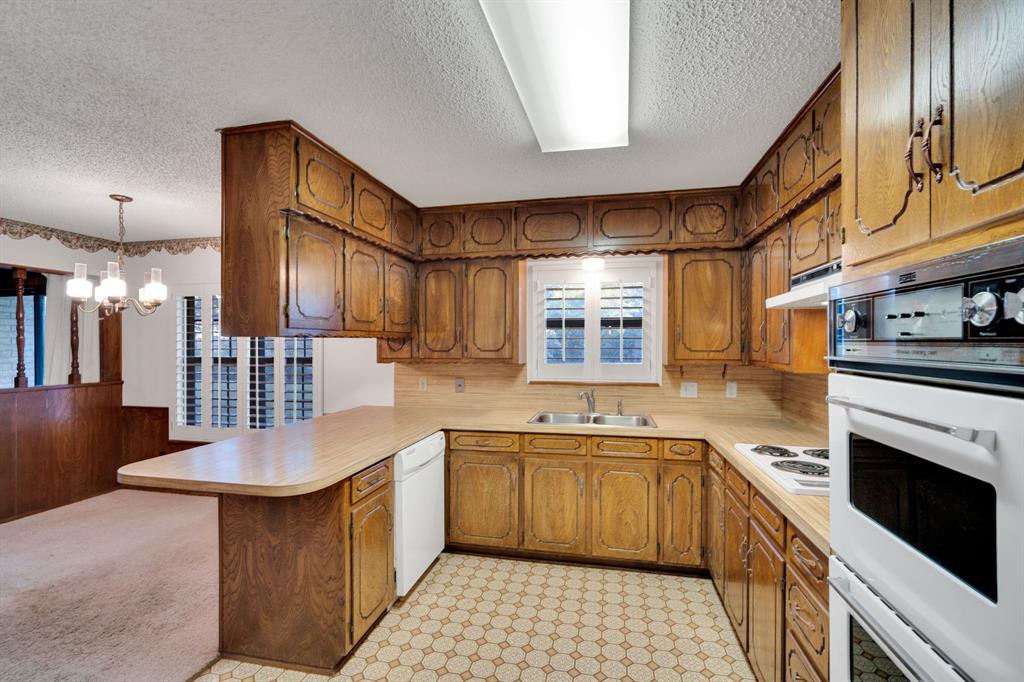 Country Club Estate Hillsboro - Residential