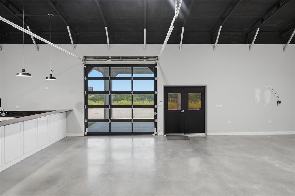 Mulligans Addition - Commercial Sale
