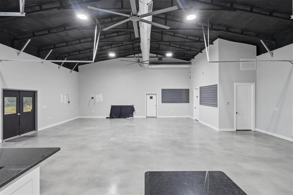 Mulligans Addition - Commercial Sale