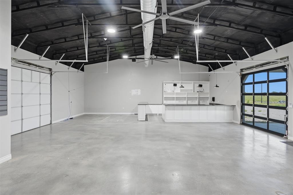 Mulligans Addition - Commercial Sale