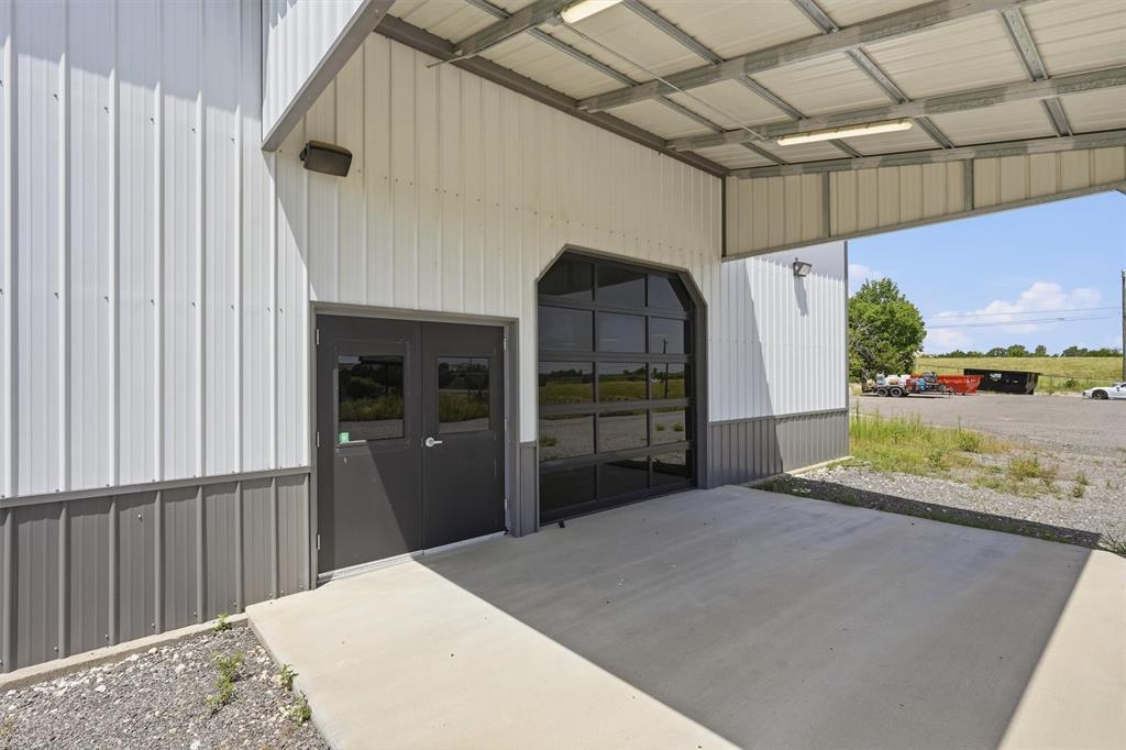 Mulligans Addition - Commercial Sale
