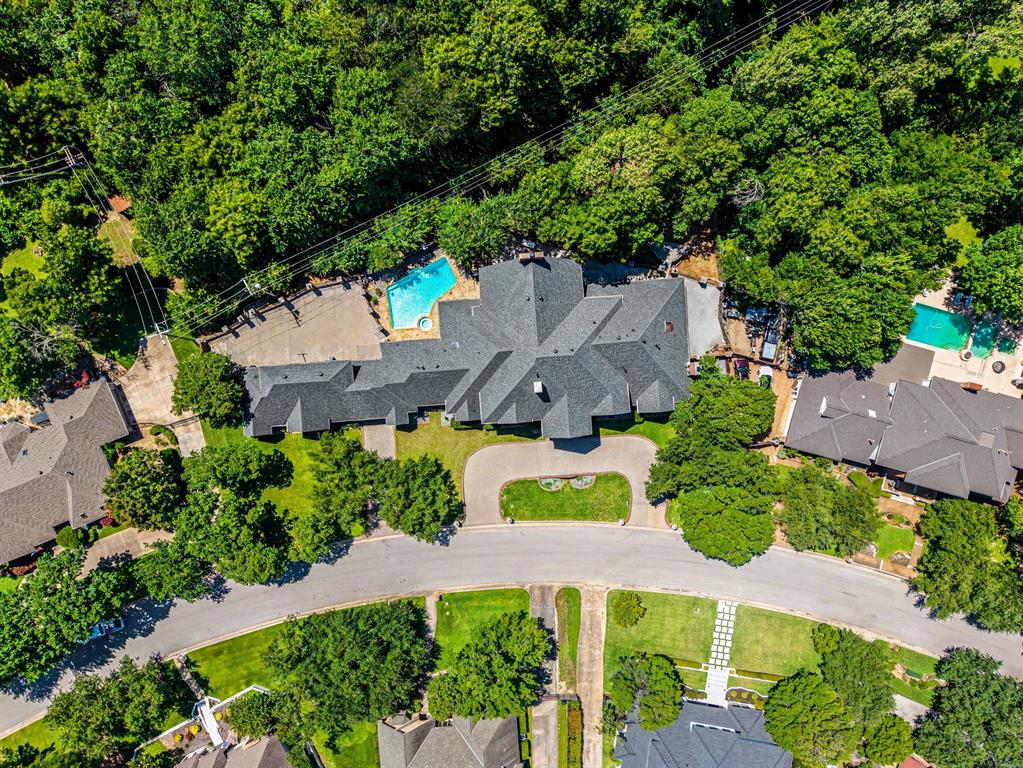 Woodland Hills Colleyville - Residential