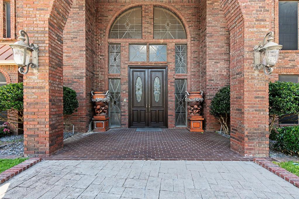 Woodland Hills Colleyville - Residential