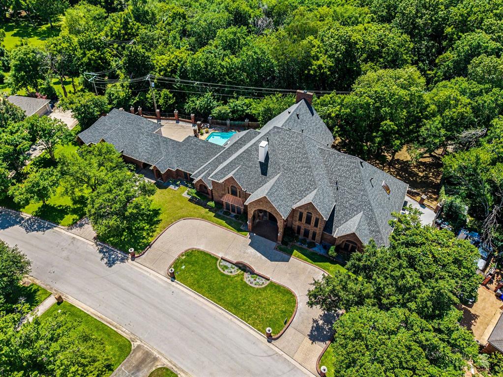 Woodland Hills Colleyville - Residential