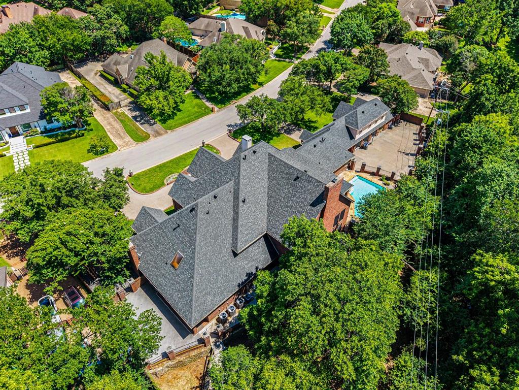 Woodland Hills Colleyville - Residential