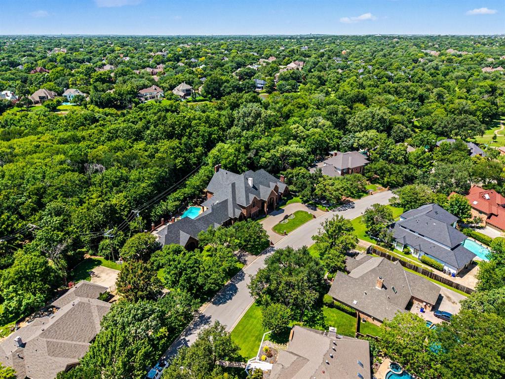 Woodland Hills Colleyville - Residential