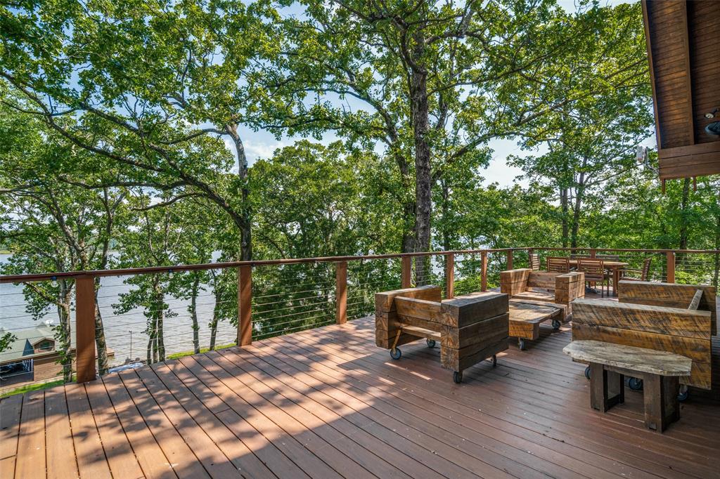 LANDS END - Residential