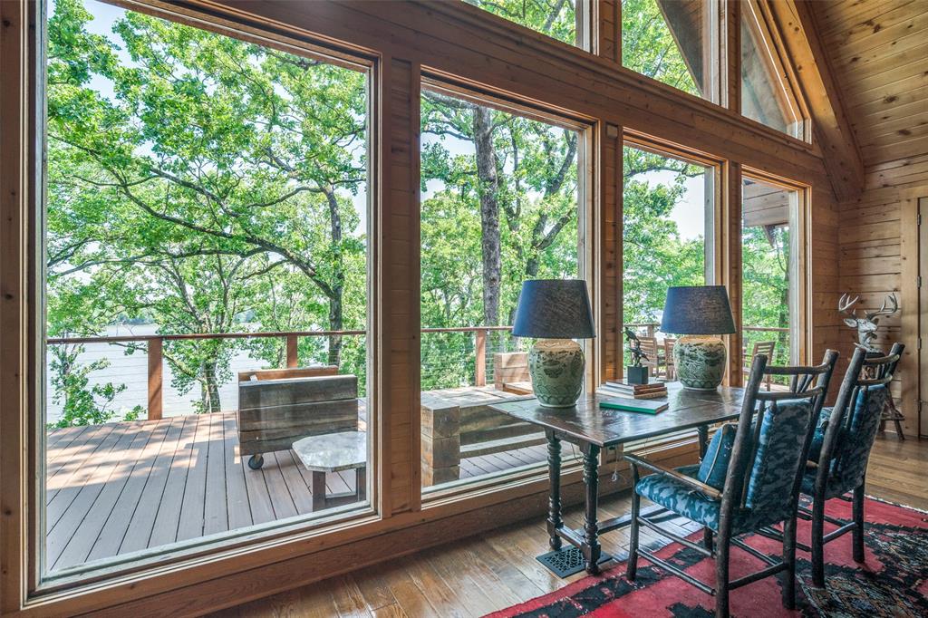 LANDS END - Residential