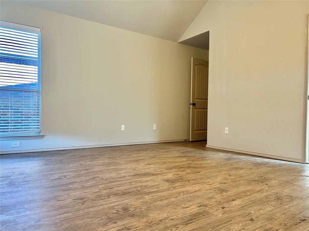 Lynden Park Estates Ph 4 - Residential