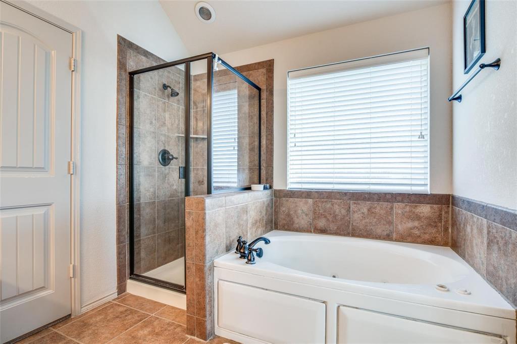 Lynden Park Estates Ph 4 - Residential