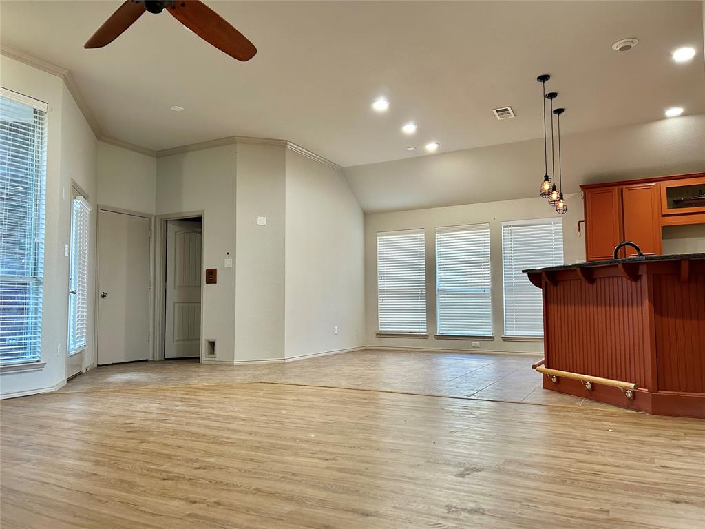 Lynden Park Estates Ph 4 - Residential