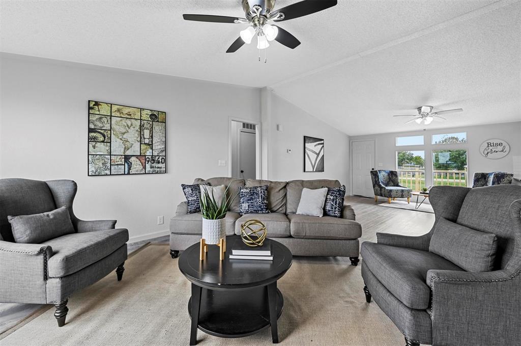Diamond Acres Ph2 Ph 1 Unrec - Residential