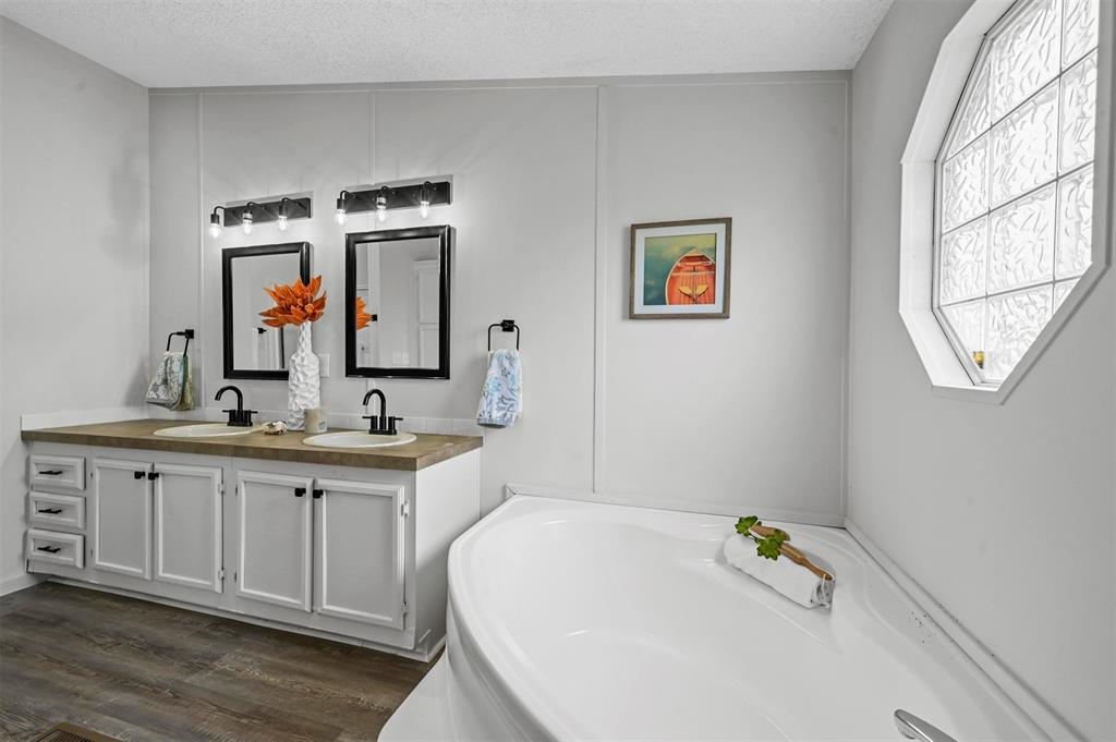 Diamond Acres Ph2 Ph 1 Unrec - Residential