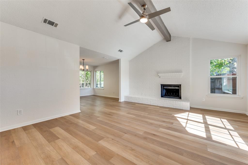 Oak Hollow Grand Prairie - Residential