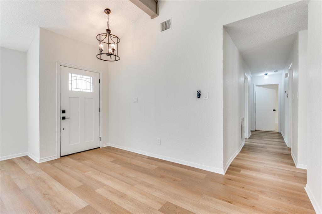Oak Hollow Grand Prairie - Residential