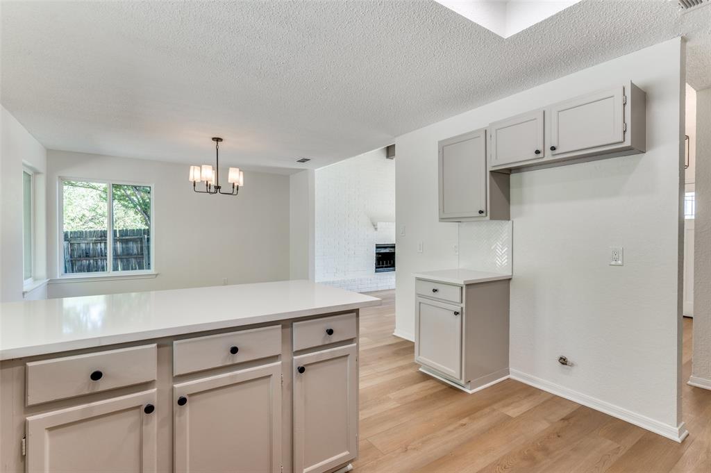 Oak Hollow Grand Prairie - Residential