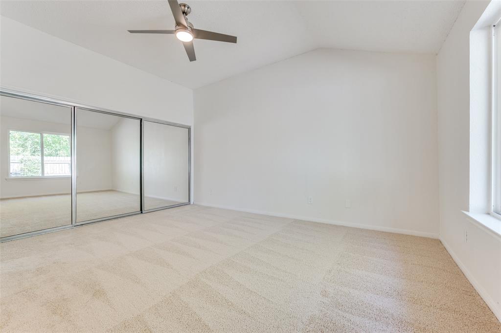 Oak Hollow Grand Prairie - Residential