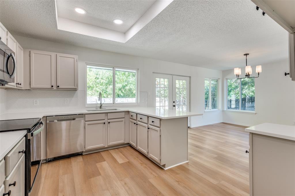 Oak Hollow Grand Prairie - Residential