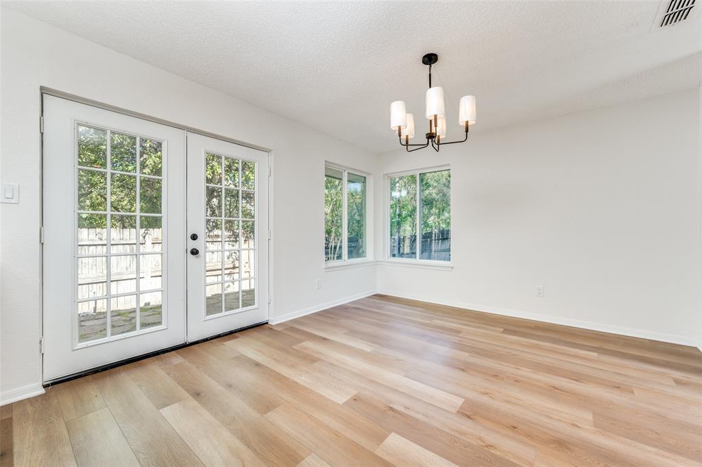 Oak Hollow Grand Prairie - Residential