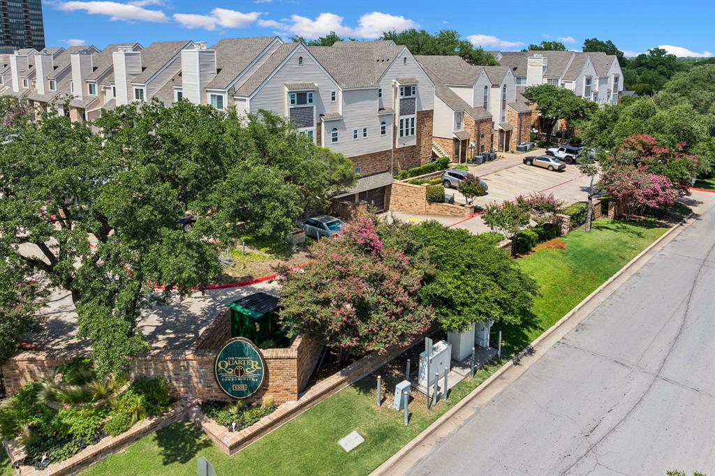 Parkway Quarter Condos - Residential
