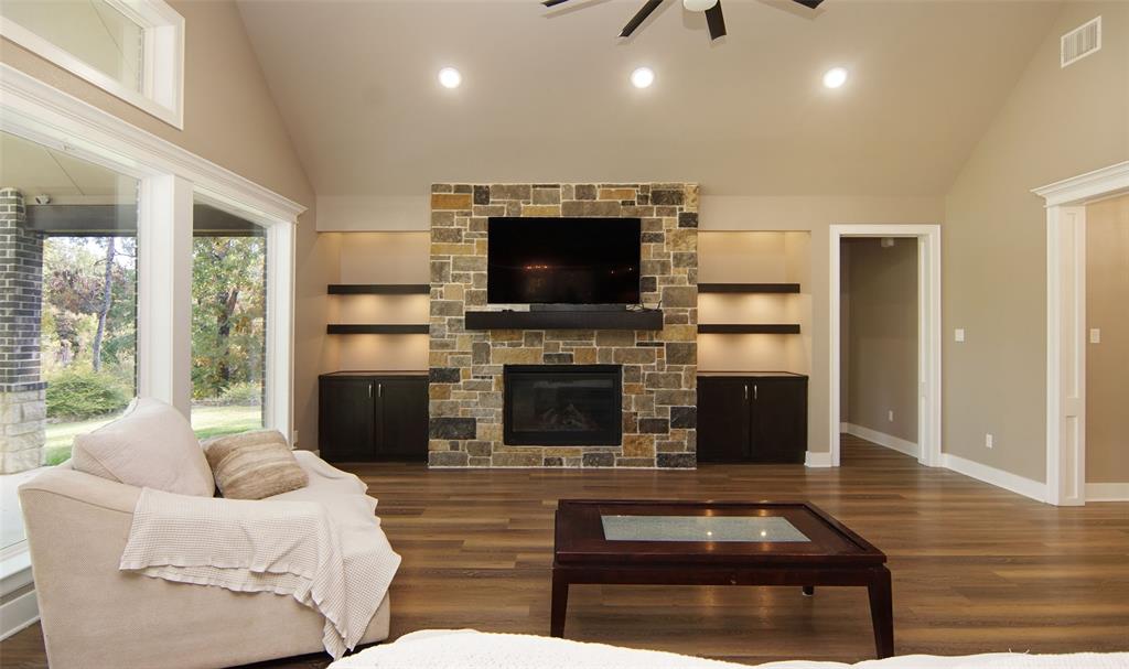 Lone Oak Ranch - Residential