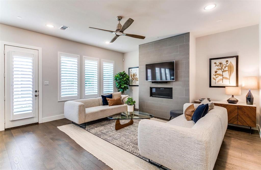 31 Dallas Square #2 - Residential