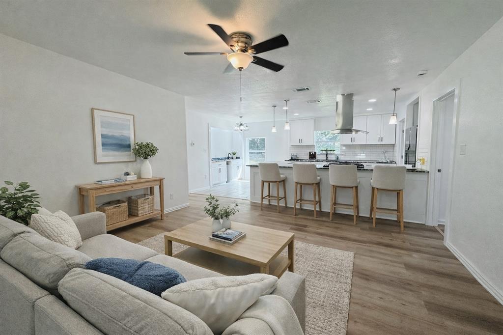 ALTA VISTA - Residential
