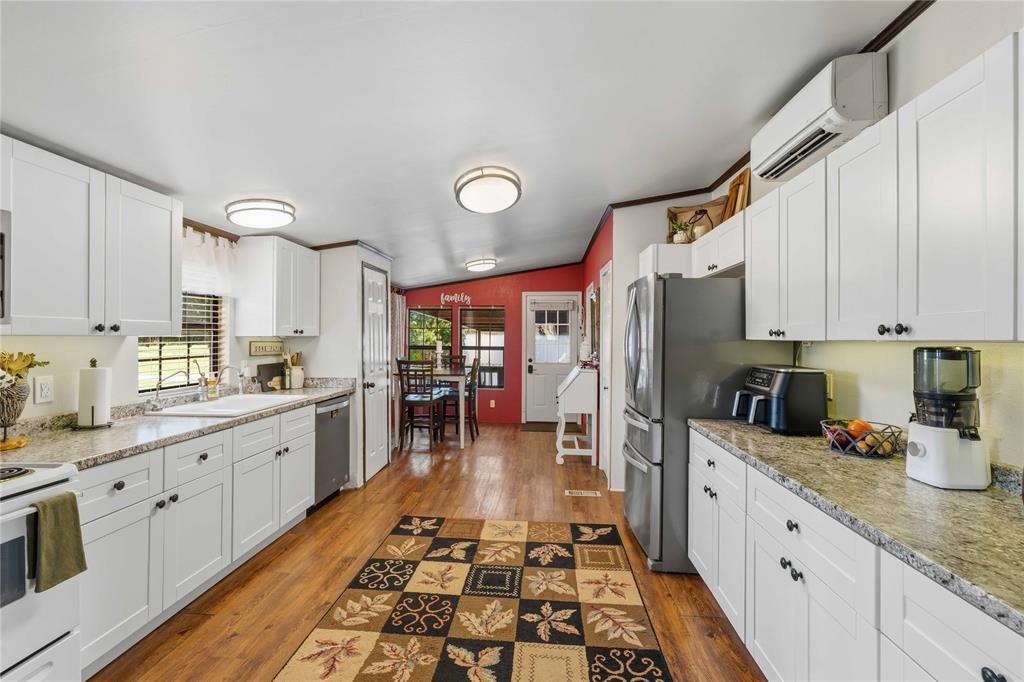 (165) FOX HOLLOW, SALT CREEK AREA - Residential