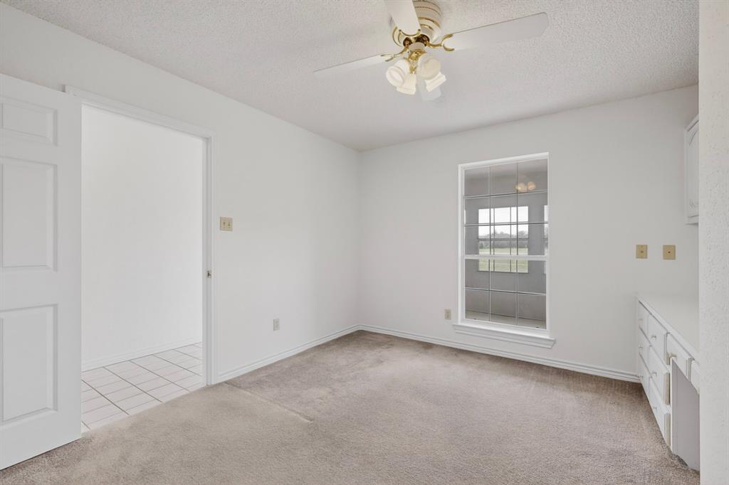 A0377 GREEN ANDREW W, TRACT C1, ACRES 30.339, - Residential