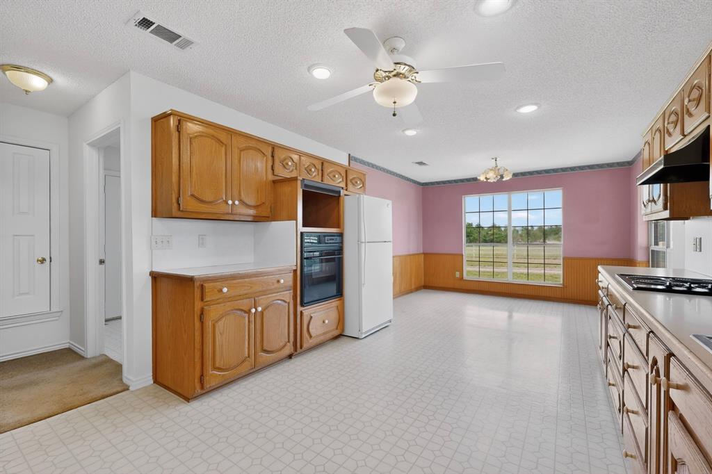 A0377 GREEN ANDREW W, TRACT C1, ACRES 30.339, - Residential
