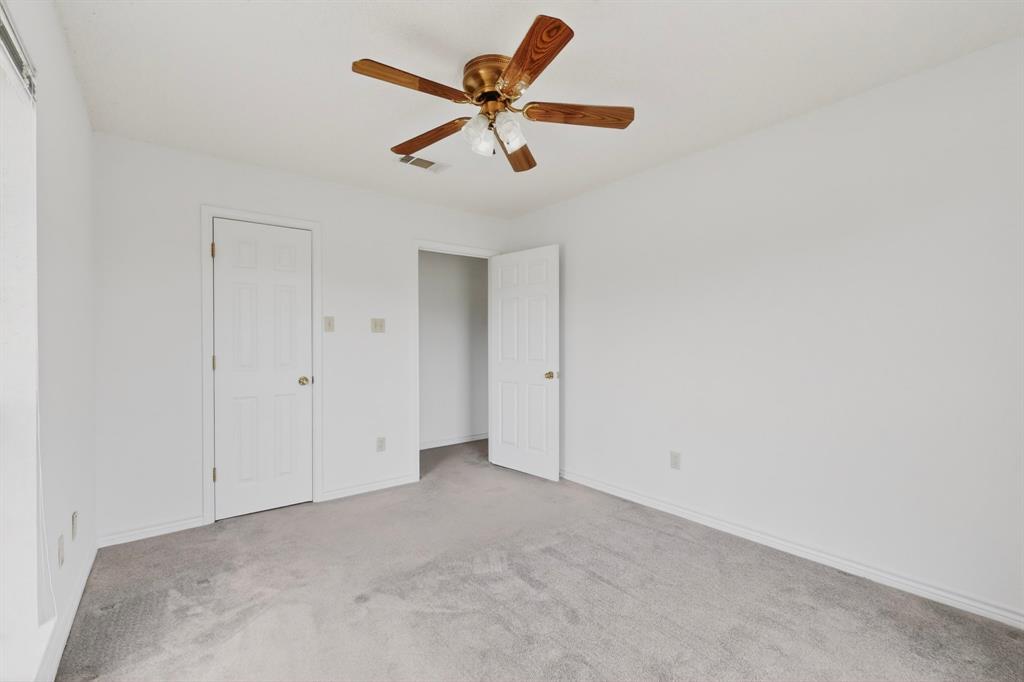 A0377 GREEN ANDREW W, TRACT C1, ACRES 30.339, - Residential