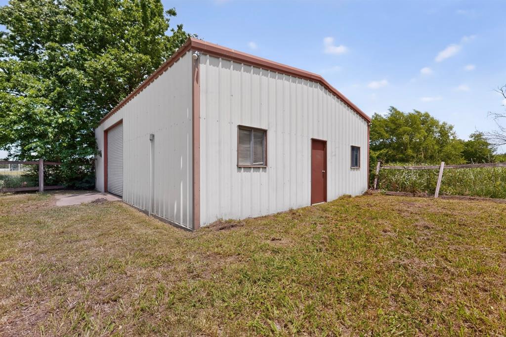 A0377 GREEN ANDREW W, TRACT C1, ACRES 30.339, - Residential
