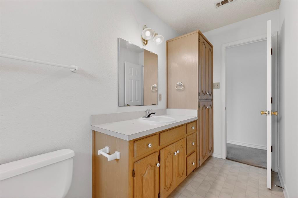 A0377 GREEN ANDREW W, TRACT C1, ACRES 30.339, - Residential