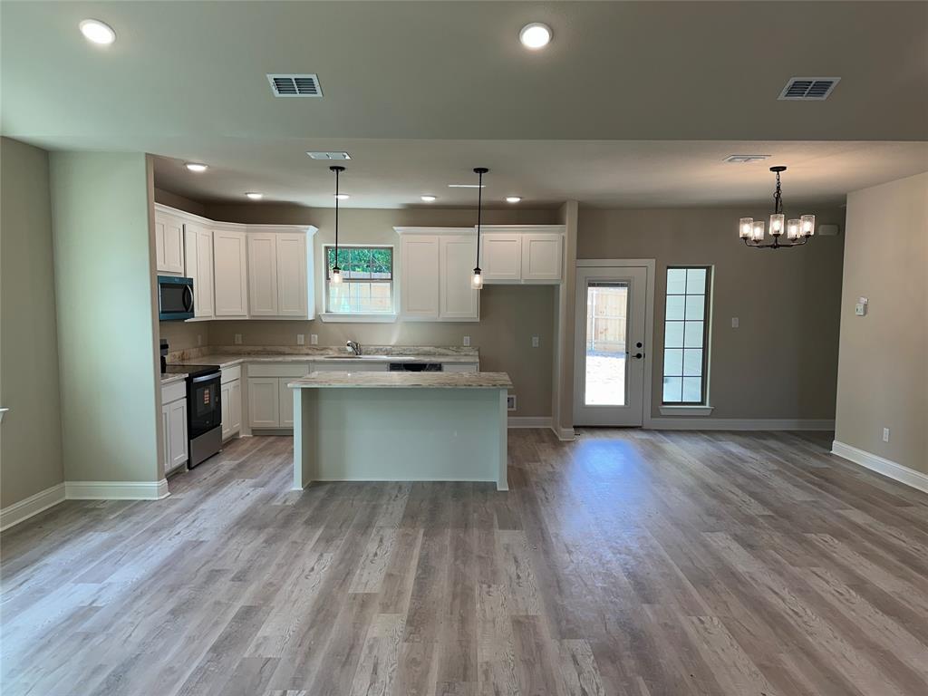 Dellwood 02 - Residential