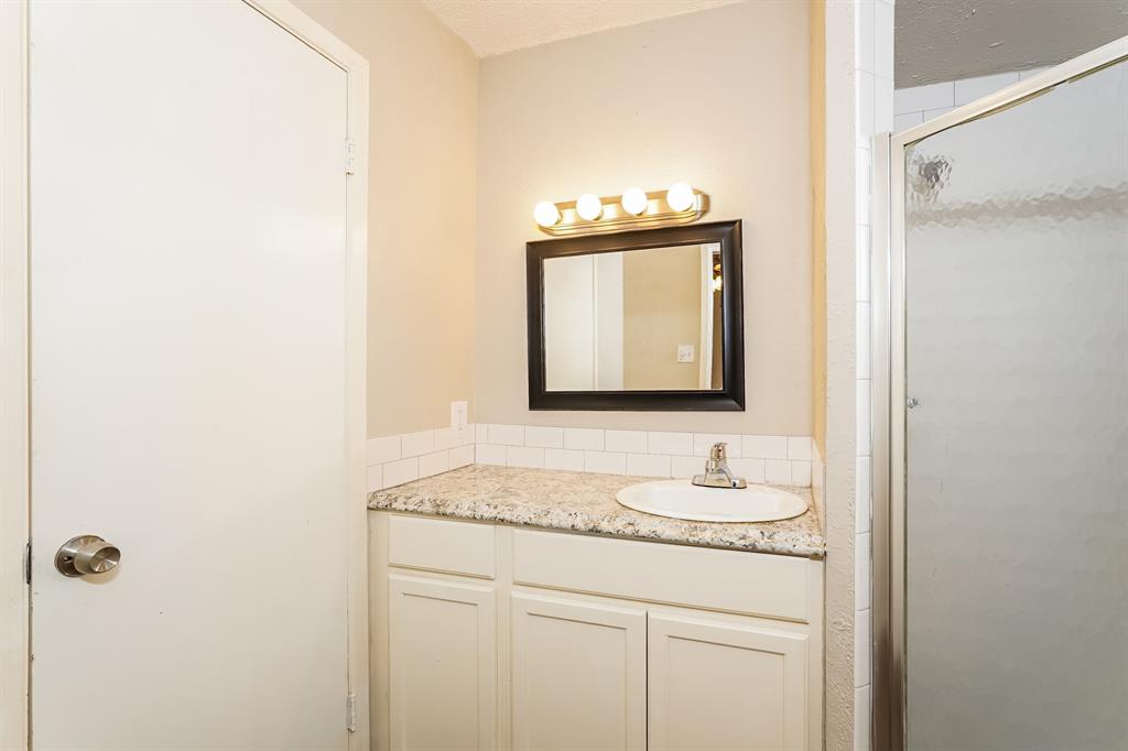 England Isle Add - Residential Lease